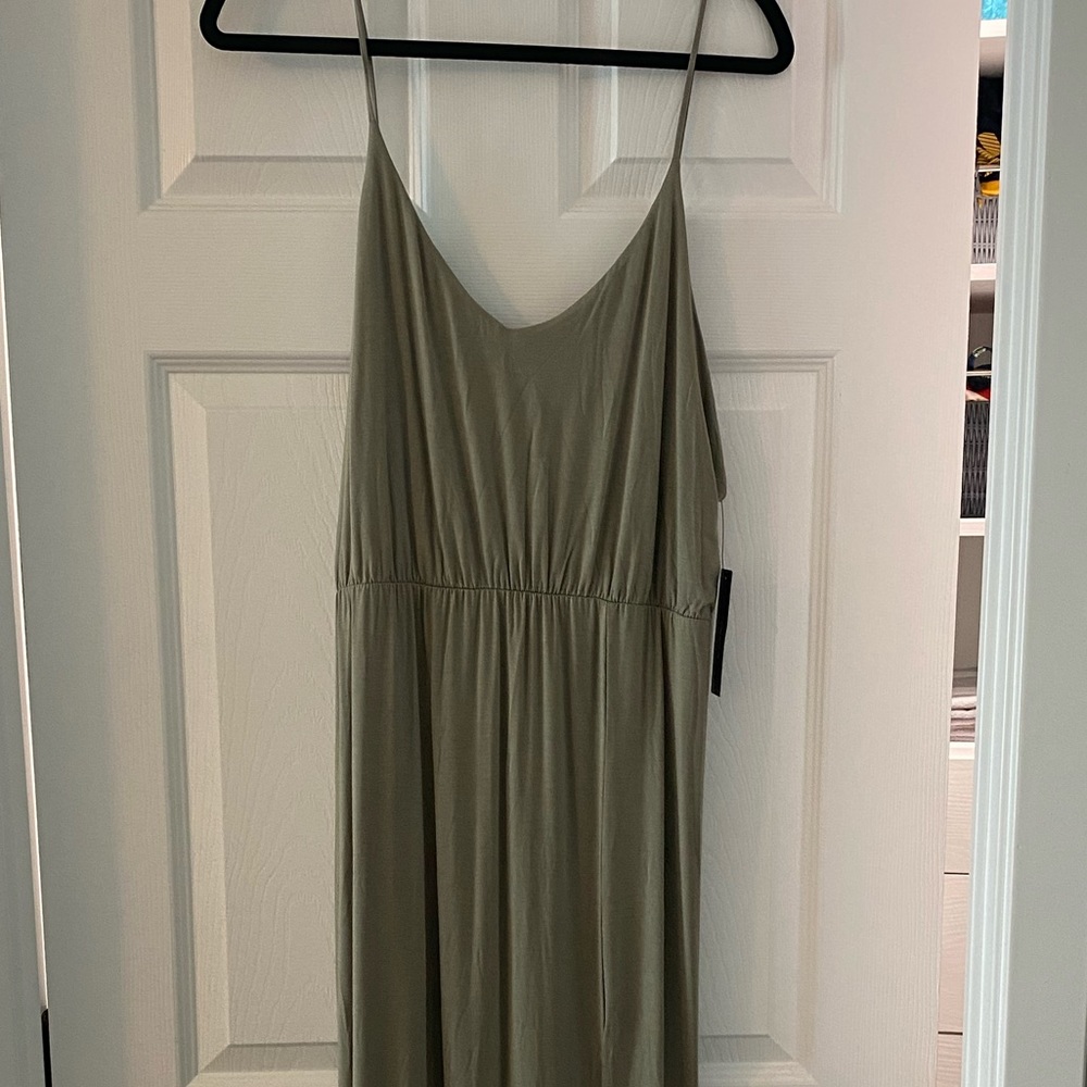 Lulu Green Dress NWOT